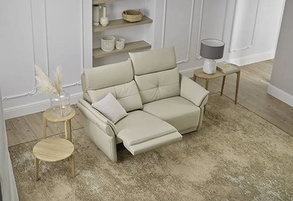 Vente d'un canapé GRIMAUD sur mesure