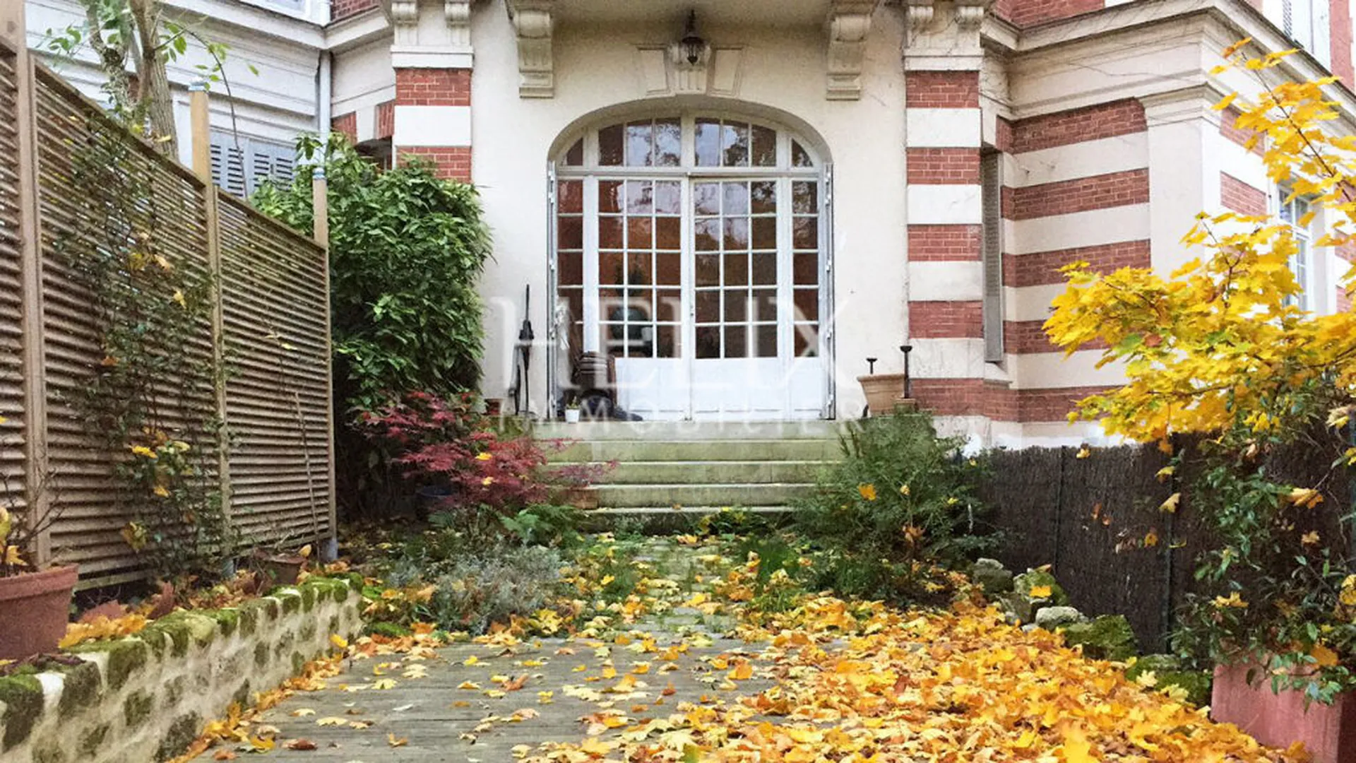 Appartement avec jardin de 72 m² dans le bas de Chatou à 6 minutes à pied du RER