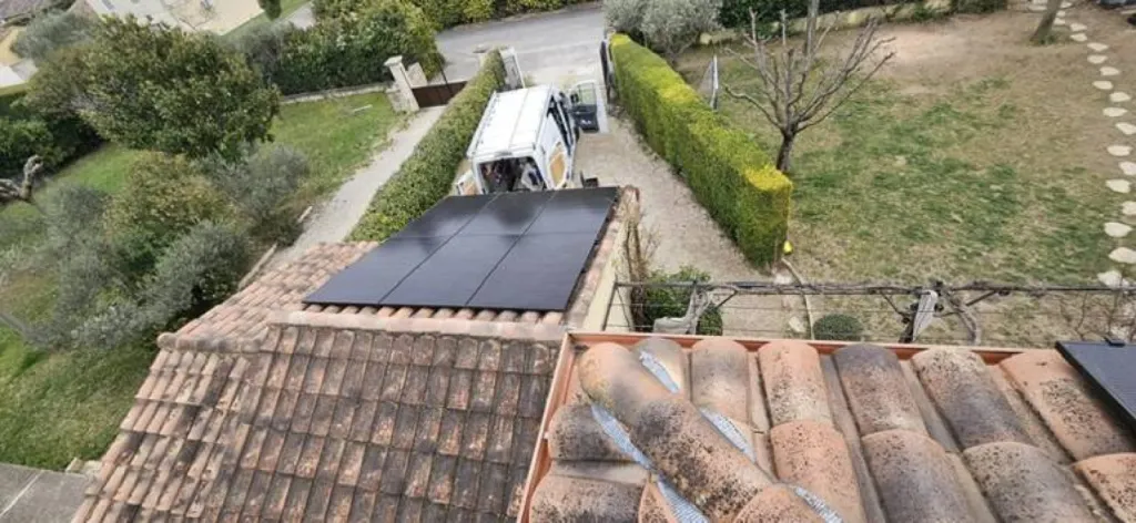 Installation de photovoltaïques Dmegs avec micro-onduleur Enphase