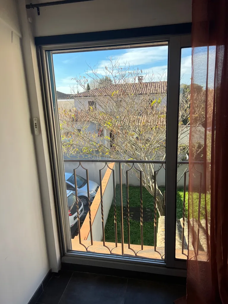 Remplacement vitrage isolant double clair baie coulissante aluminium haute performance sécurisé professionnel à Aucamville