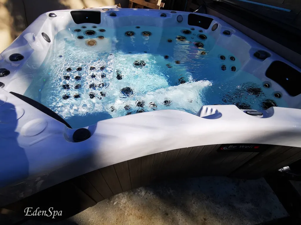 spa exterieur canadien sénas