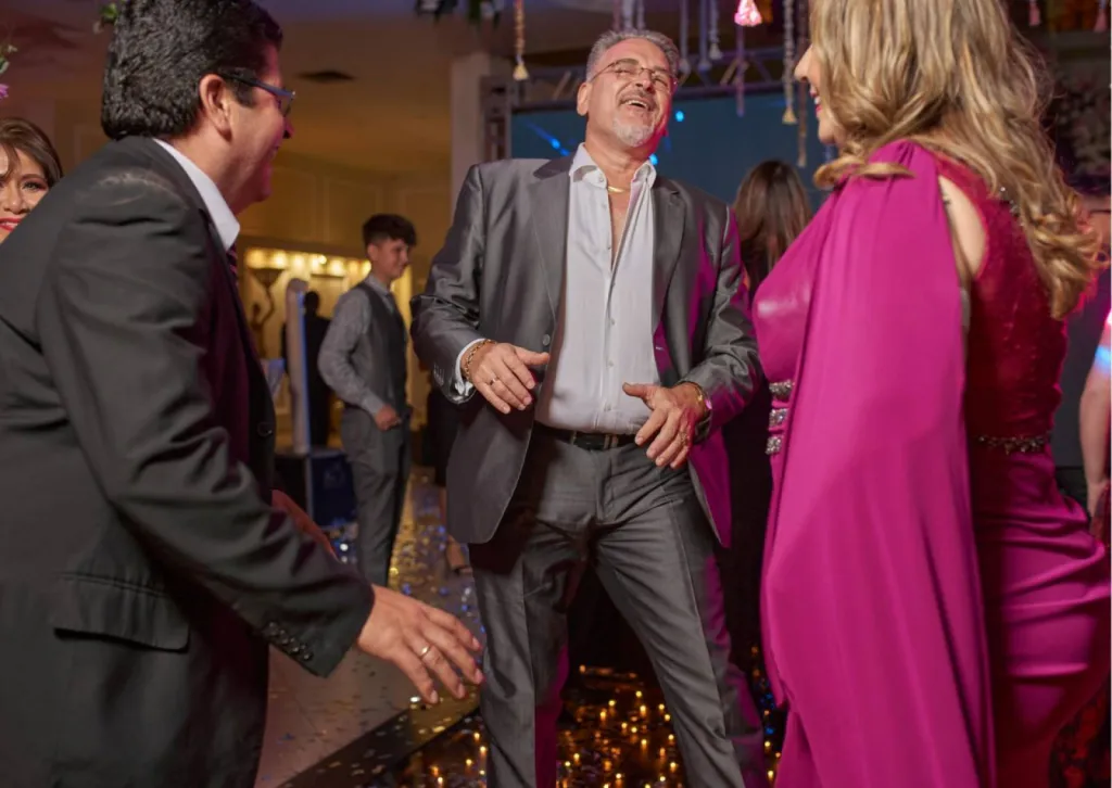 faire organiser son évènement de fin d'année pour Noel par une agence événementielle spécialisée en évènements pour entreprises