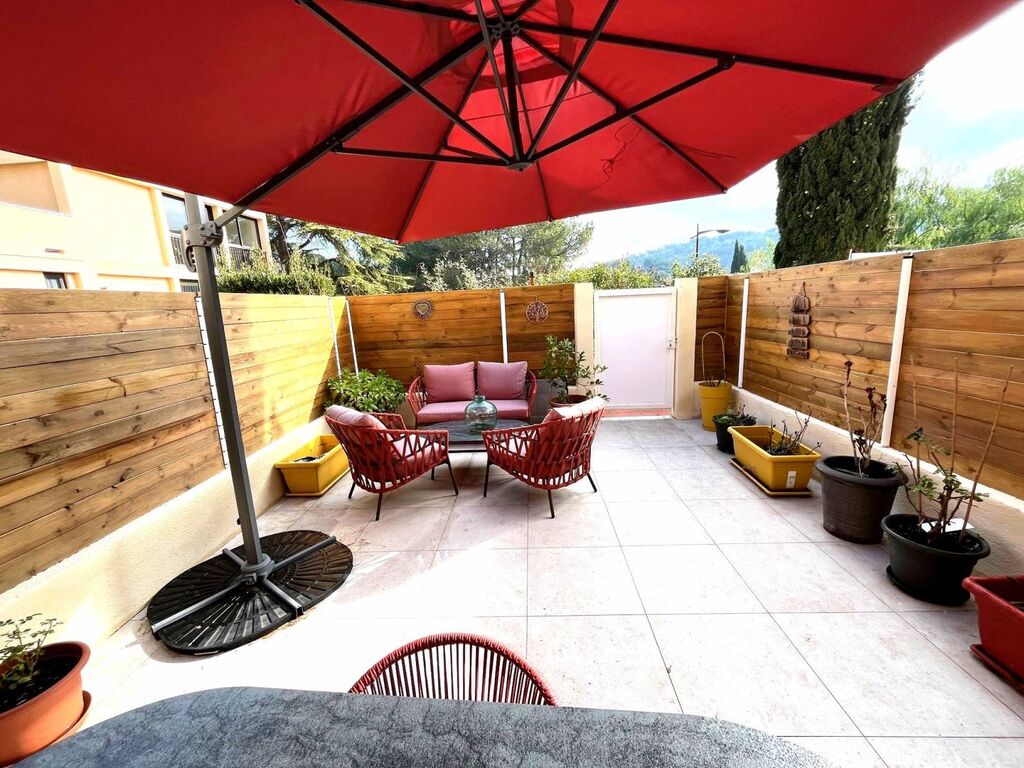 Appartement avec deux terrasses T3 Carnoux en Provence proche centre ville 