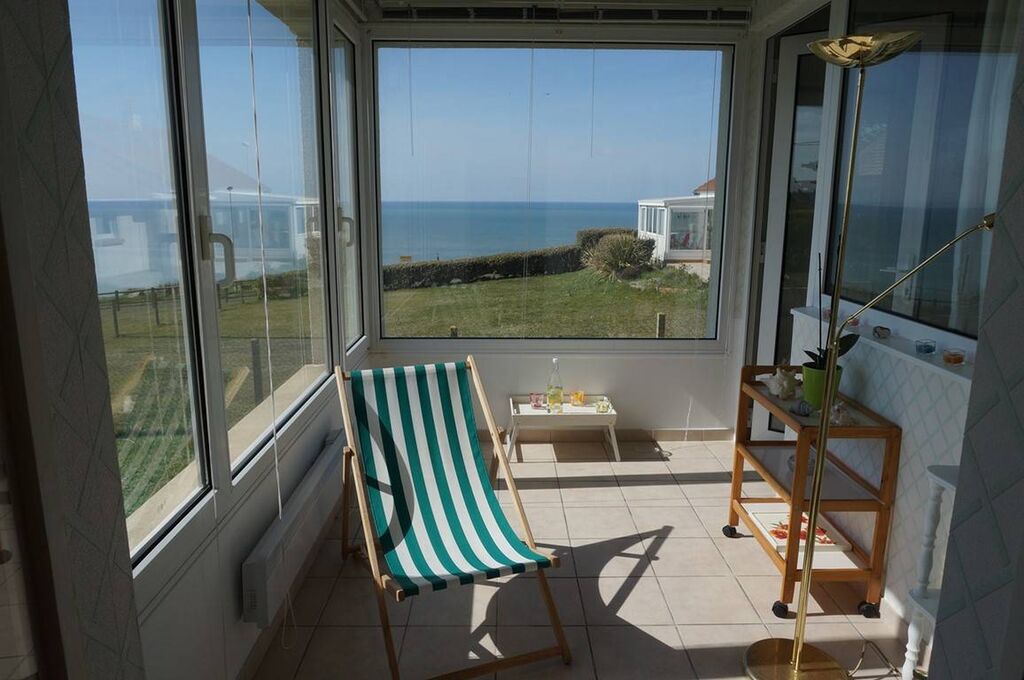 JARDIN D'HIVER VUE MER