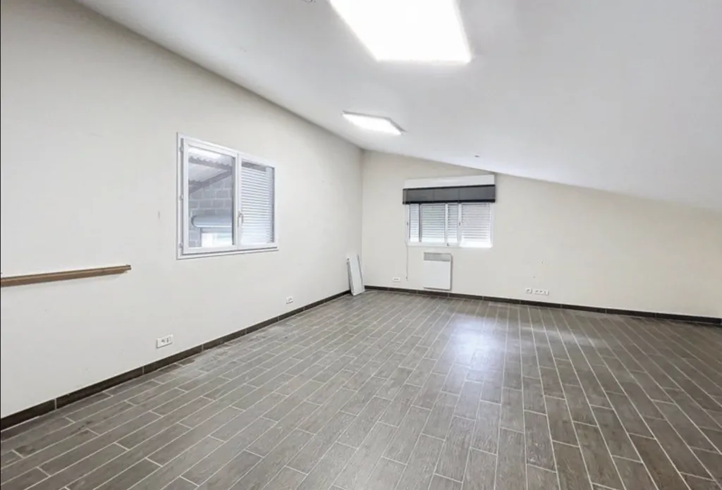 DOUVRES LA DELIVRANDE - Locaux d'activités