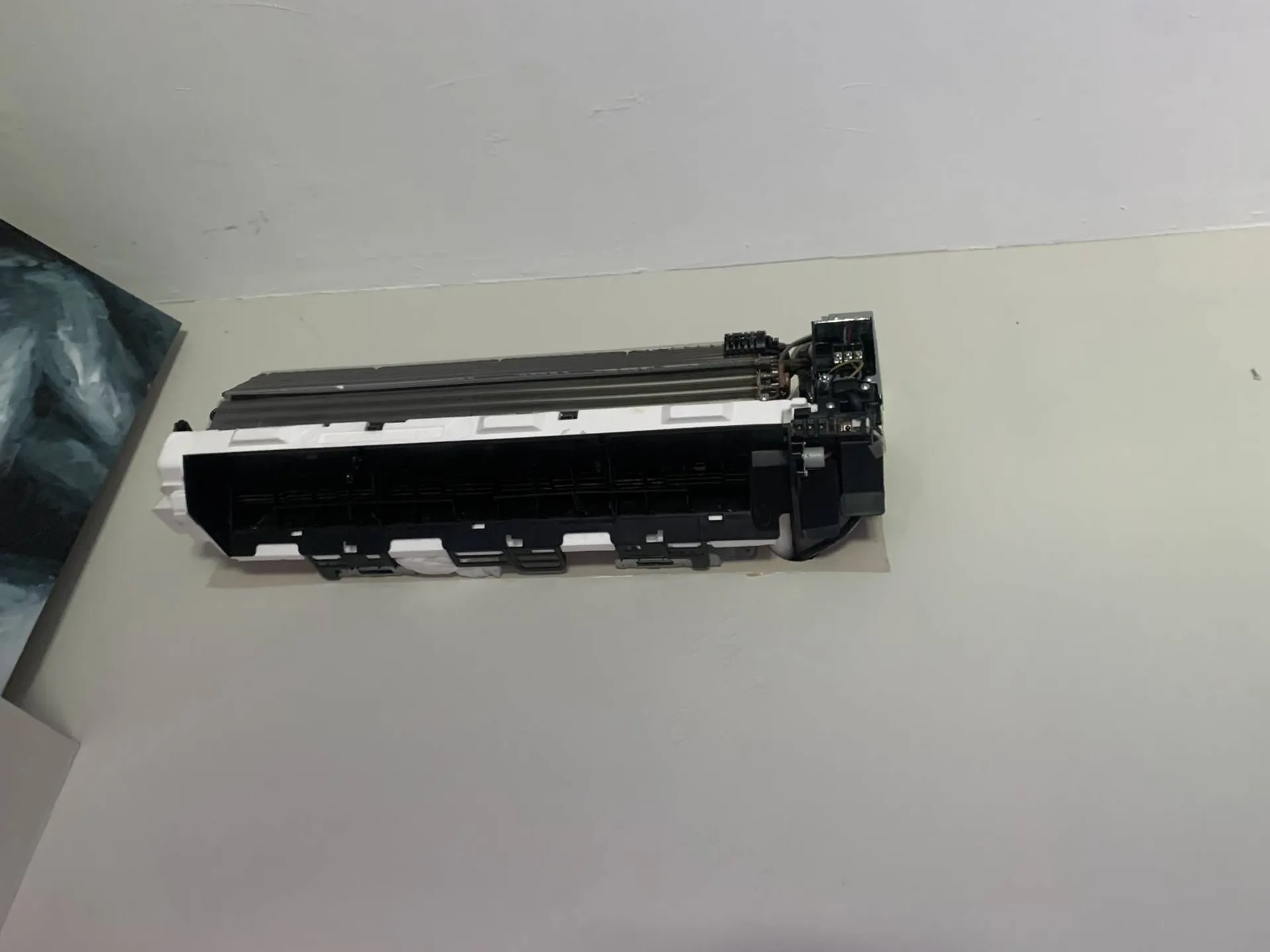 Entretien climatisation réversible Mitsubishi Electric HR35 mono-split à Aix-en-Provence