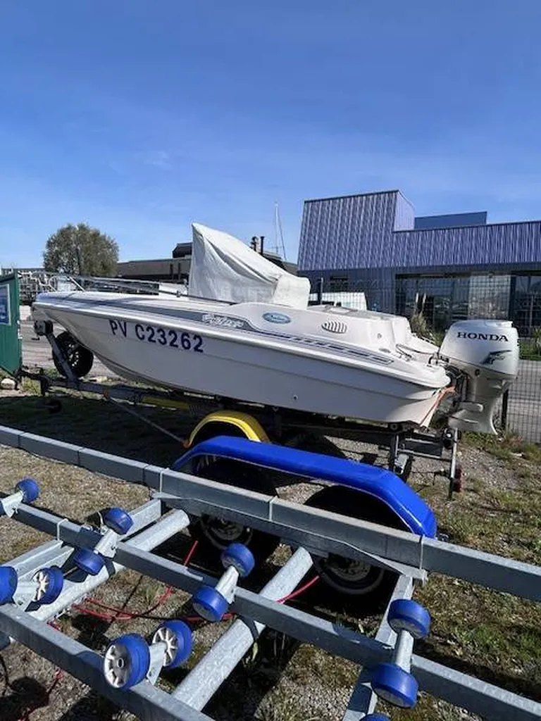 Acheter une coque open d'occasion sur remorque en France