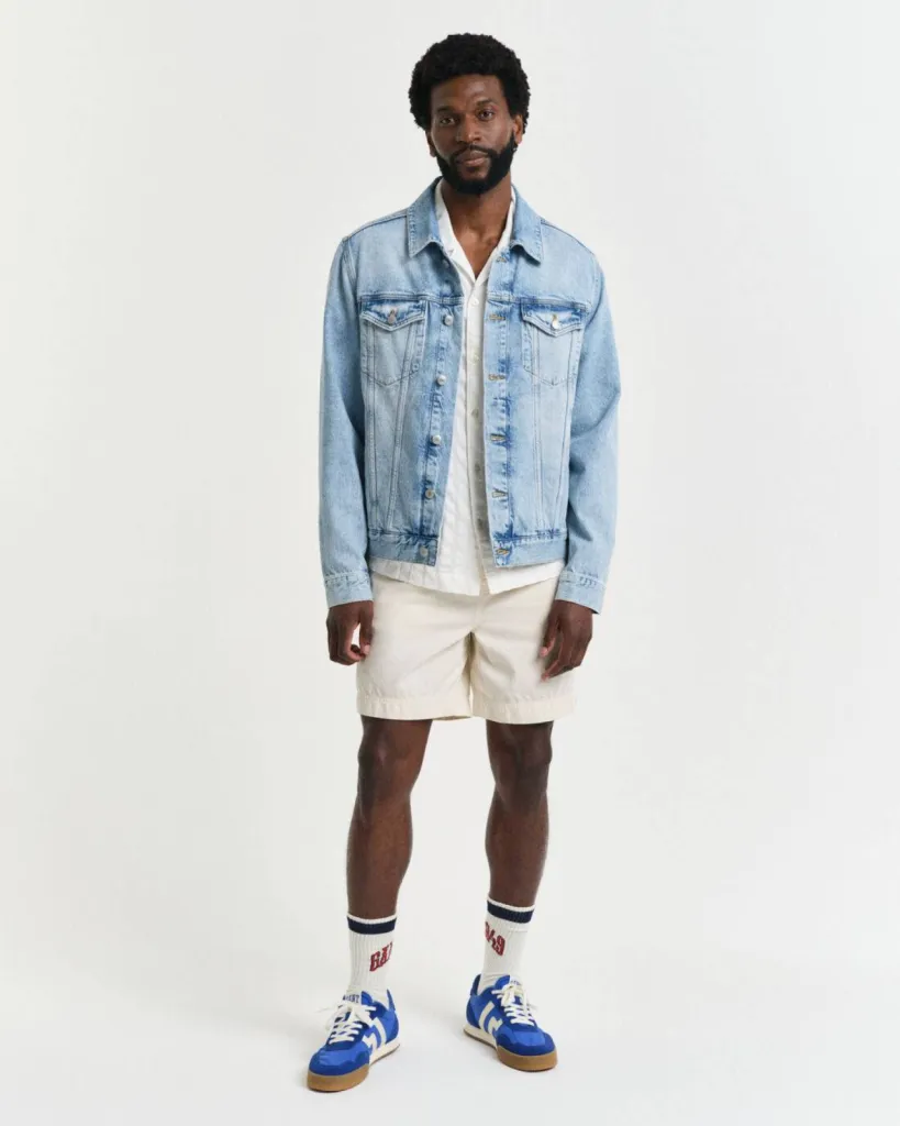 Short homme Gant Sunfaded : regular ou décontracté beige pour l'été normand à Dieppe 