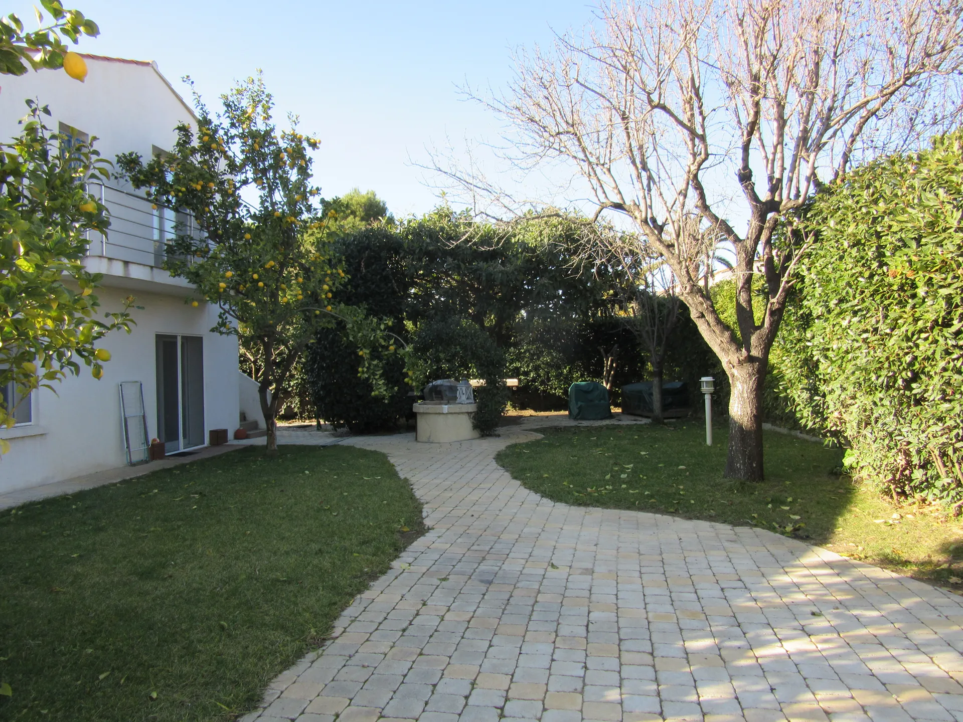 A vendre maison avec 2 logements Saint Cyr sur Mer