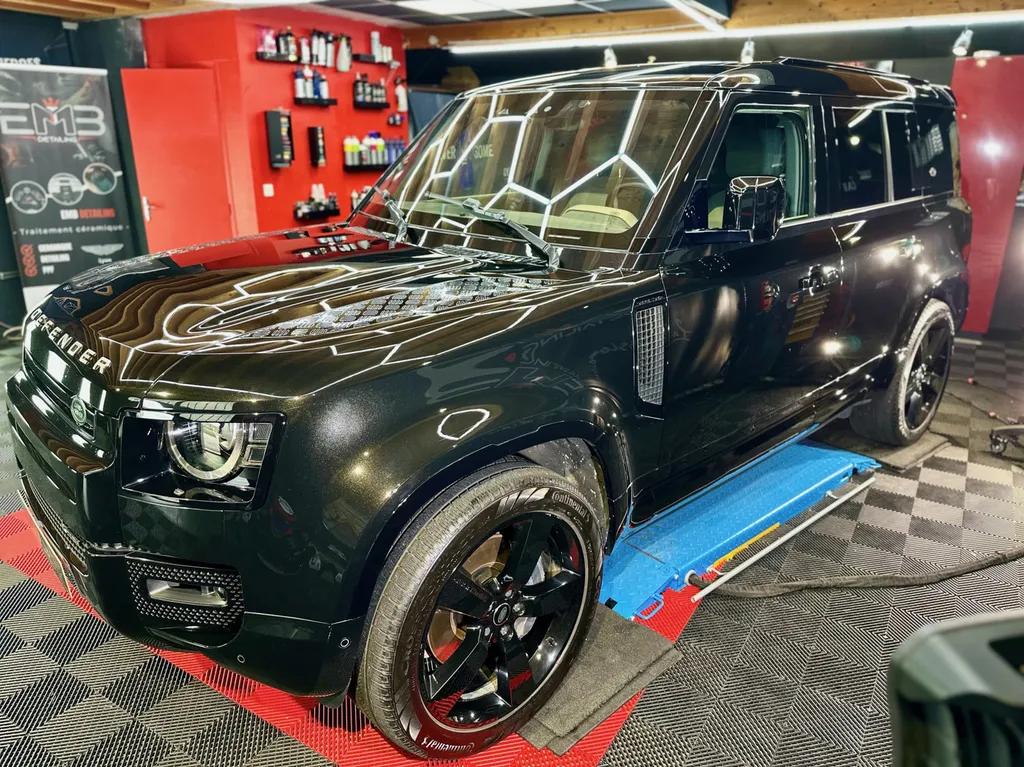 EMB DETAILING spécialiste du traitement céramique sur Vaugneray 