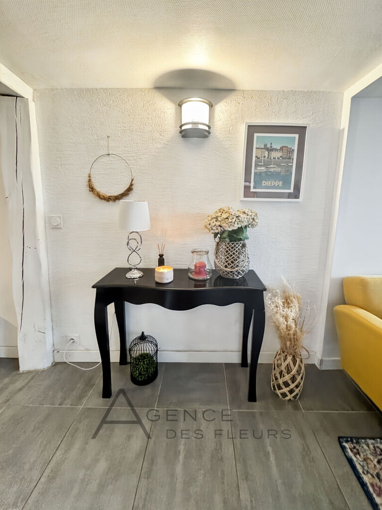 A acheter maison de ville de 94 m² sur la commune de OISSEL 76350