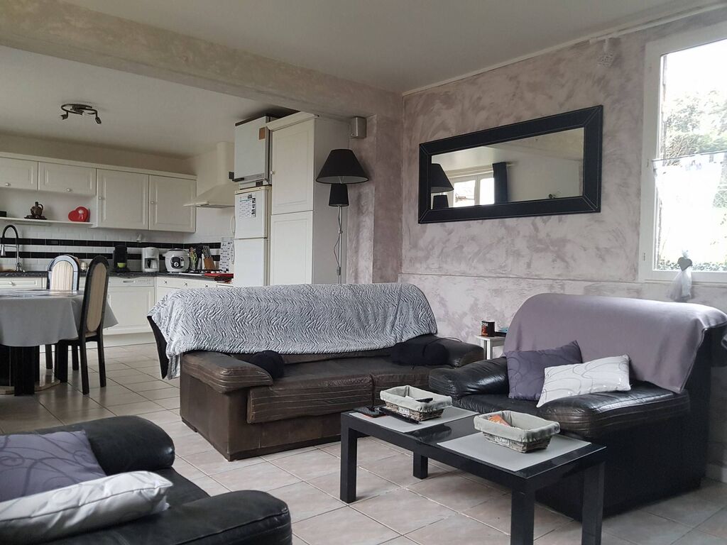 A vendre maison de village viable de plain pied axe Deauville 14130 PONT-L'EVEQUE