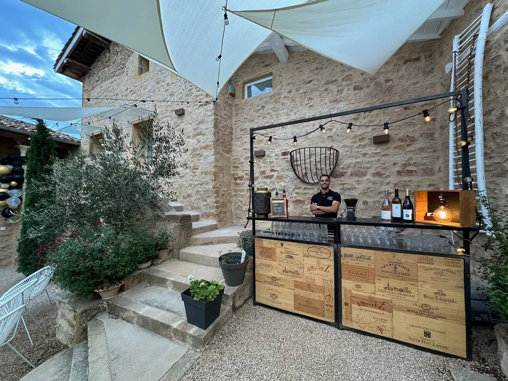 Bar à vin mobile, dégustation de vin pour particuliers et professionnels en Auvergne- Rhône-Alpes