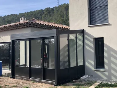Installation de véranda en aluminium Technal près de Fos sur Mer