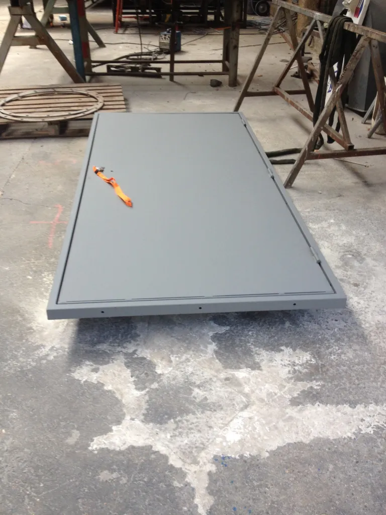 PORTE METALLIQUE SALON DE PROVENCE