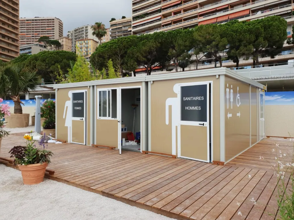 Louer des structures modulaires pour WC, sanitaires et poste de secours sur la plage du Larvotto à Monaco