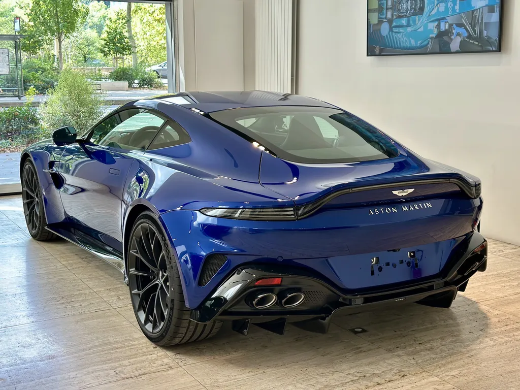Aston Martin Vantage – Detailing, polissage, traitement céramique et PPF à Lyon Ouest proche de Marcy l’étoile 