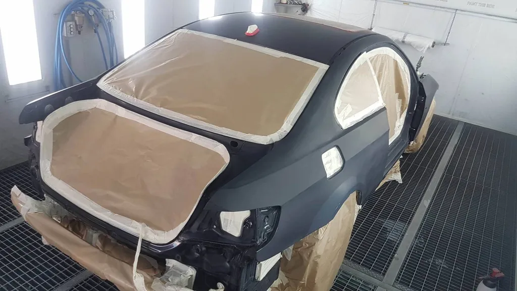 Carrosserie et peinture pour votre BMW à Carnoux en provence avec Franchise offerte