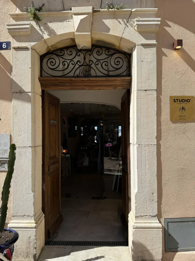 Installation Sonorisation studio Patricia Faure Saint-Tropez 83 VAR