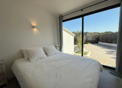 Villa Les Issambres – rénovée avec charme, à 500 m des plages et une piscine