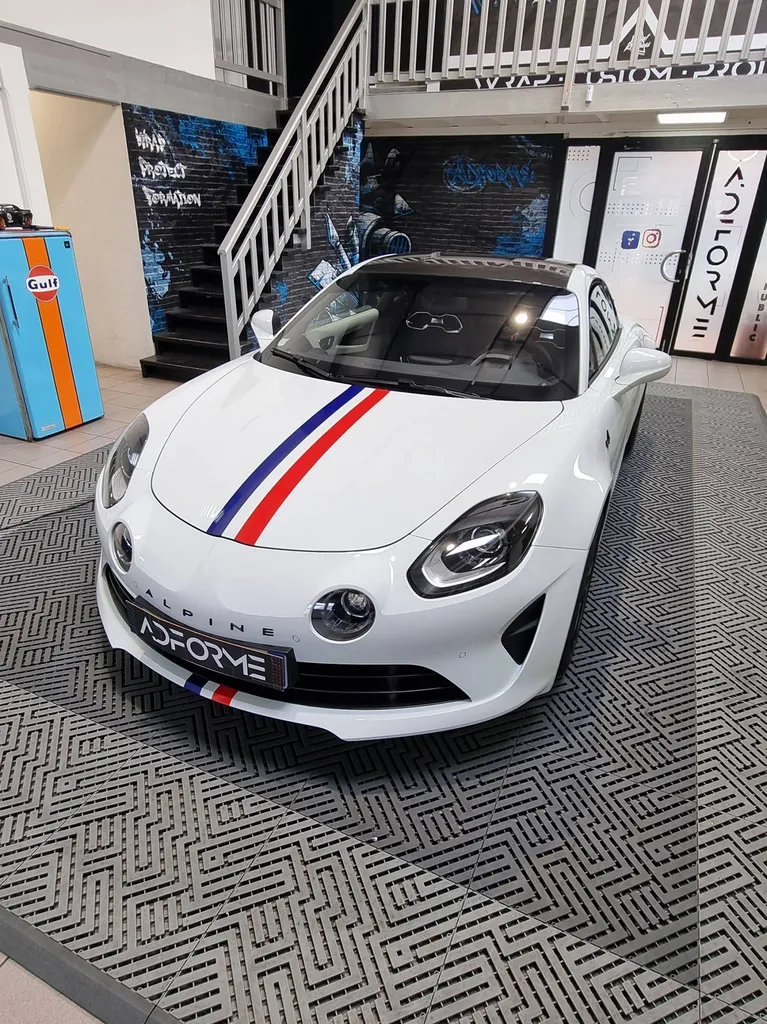 Bandes capot Alpine