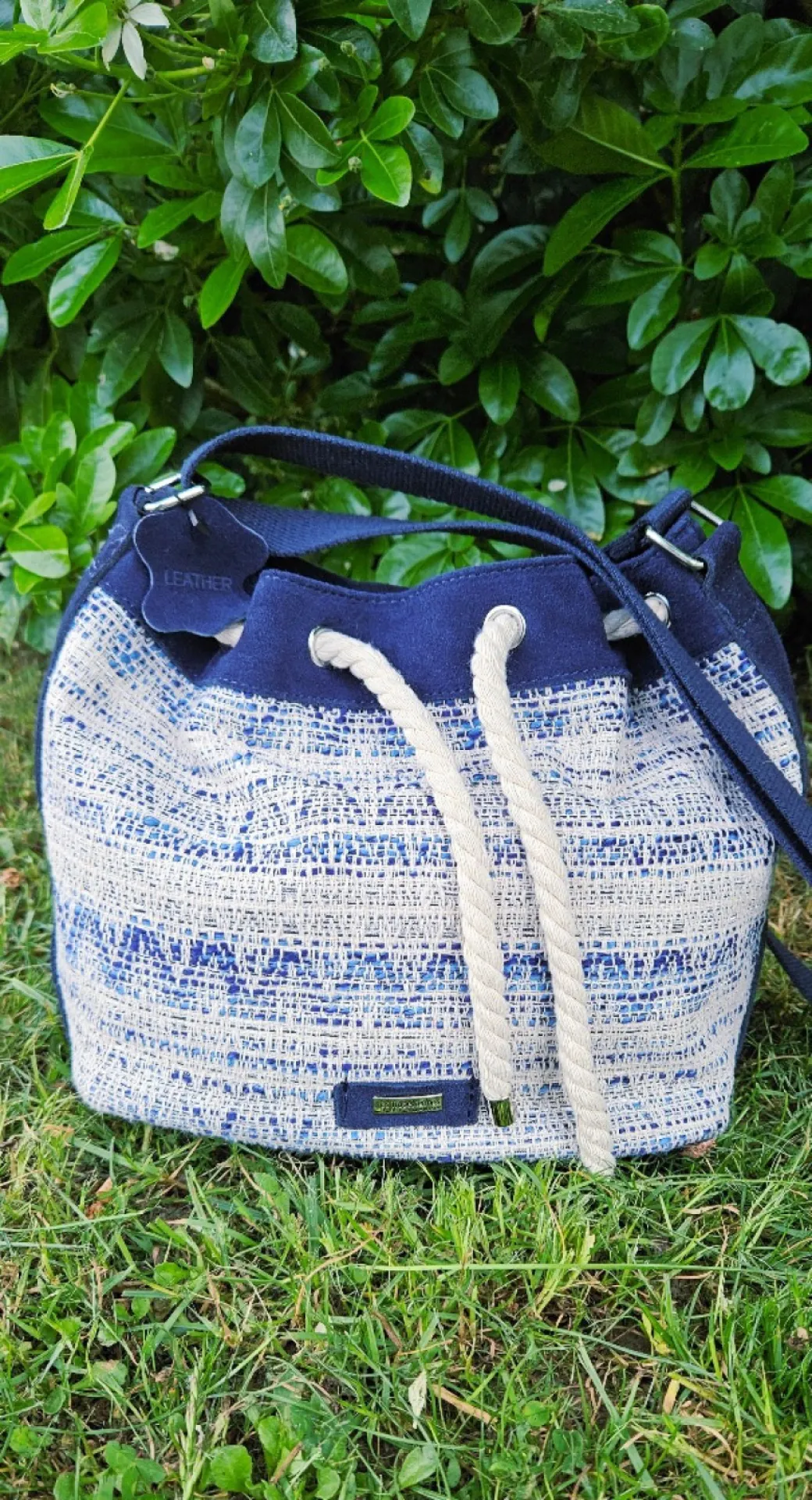 Sac aumôniere les Tropéziennes disponible chez Evasion Eu