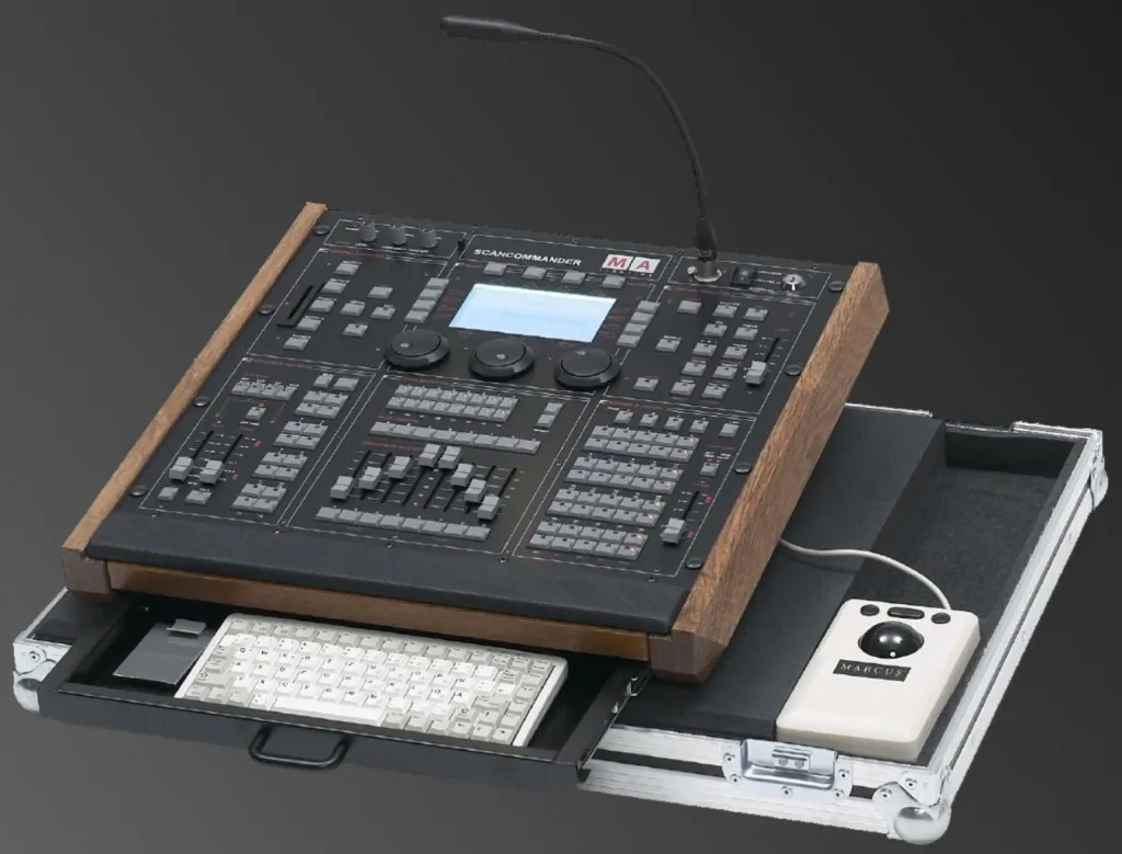 Location d'une console pour projecteurs asservis Scan Commander Ma Lighting