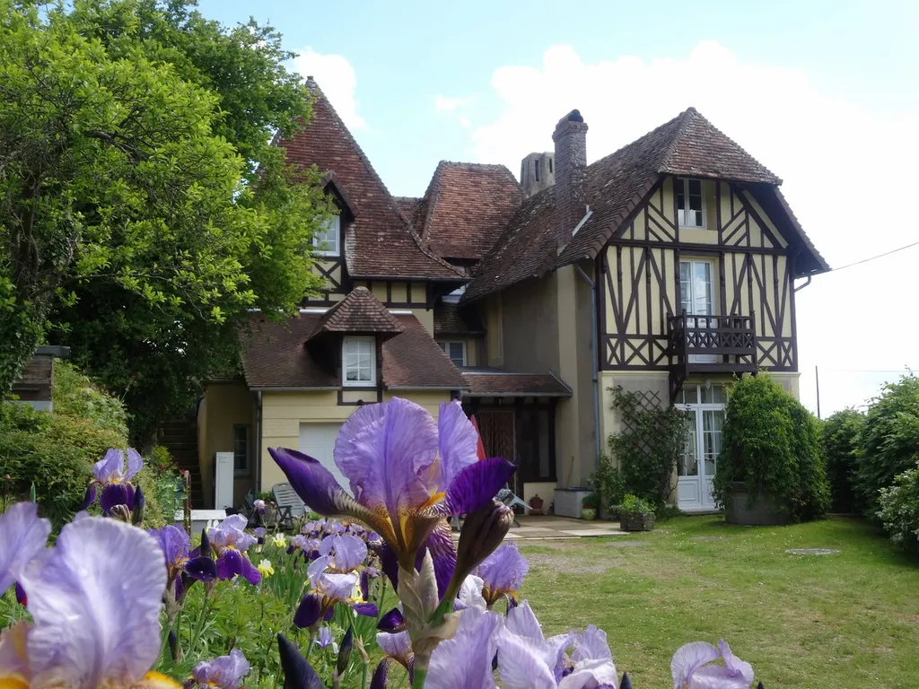 MAISON ANGLO NORMANDE PROCHE CAEN, CALVADOS 14, Agence Immobilière Terres et Demeures de Normandie de Lisieux