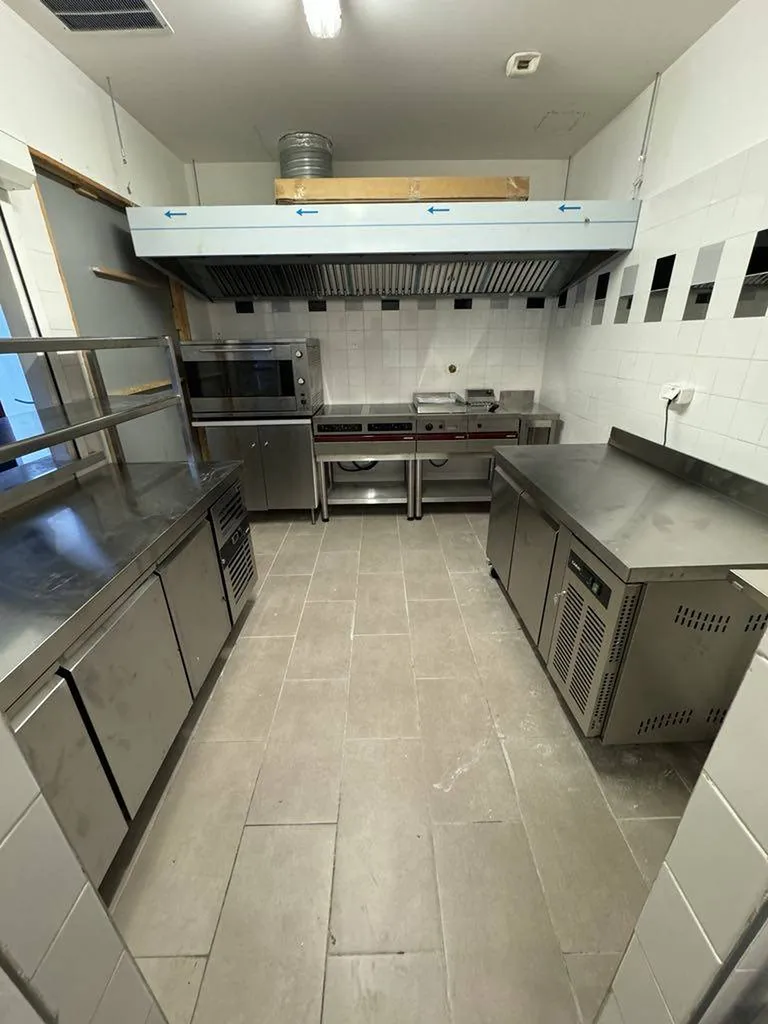 Installation d’une Cuisine Professionnelle à Marseille : JCAI Réalise un Projet de A à Z pour une Association Locale