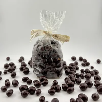 Cacahuètes cristallisées Terrakoa enrobées chocolat noir gourmandises artisanales fabriquées à Marseille cacao Madagascar