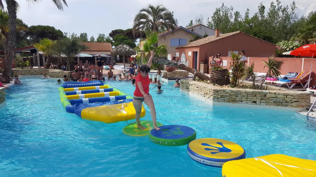 animation a Vias Plage bord de mer camping 4 étoiles