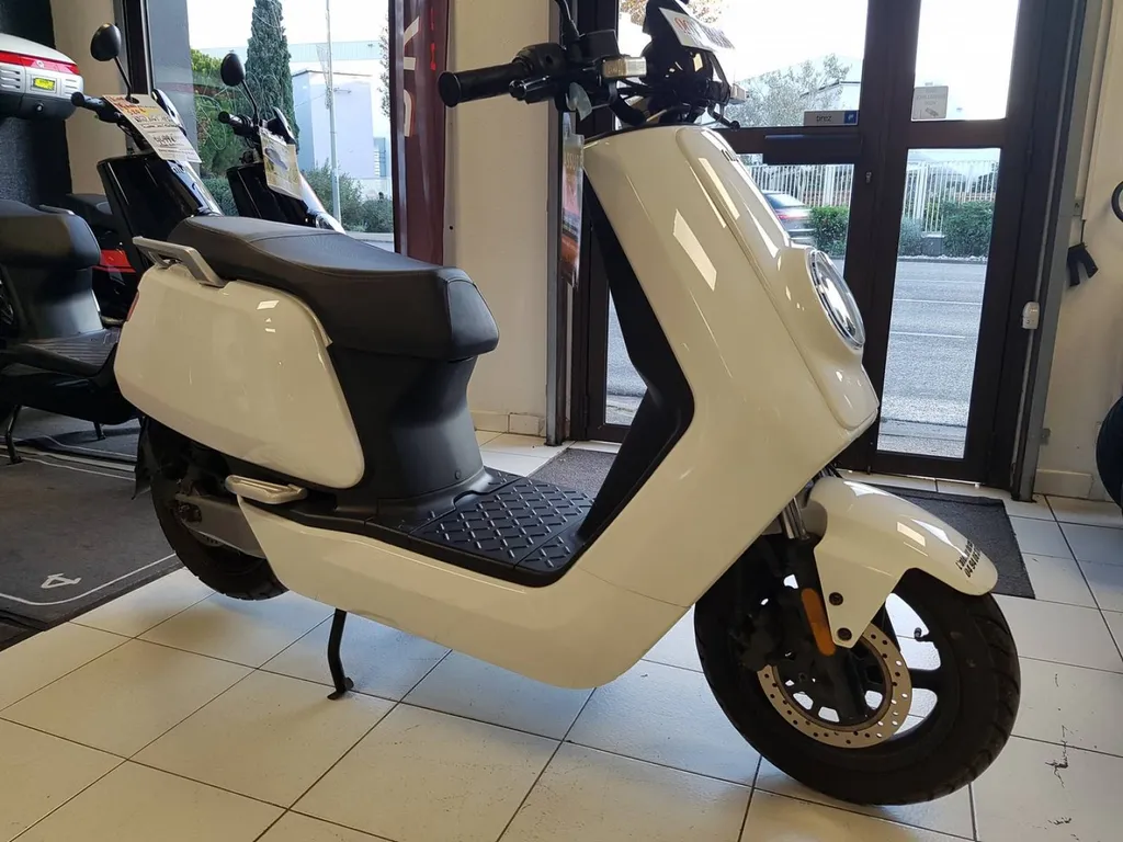 SCOOTER OCCASION 50 NIU LA VALETTE DU VAR
