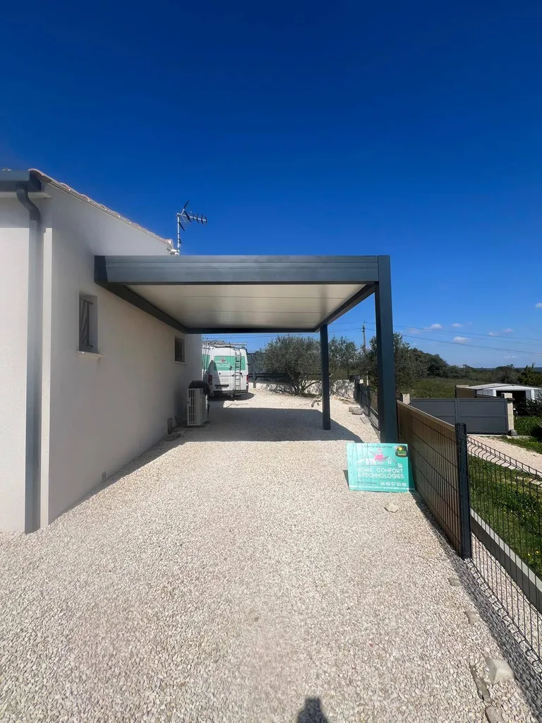 Installation d'un carport AKENA sur mesure entre Nîmes et Remoulins dans le Gard