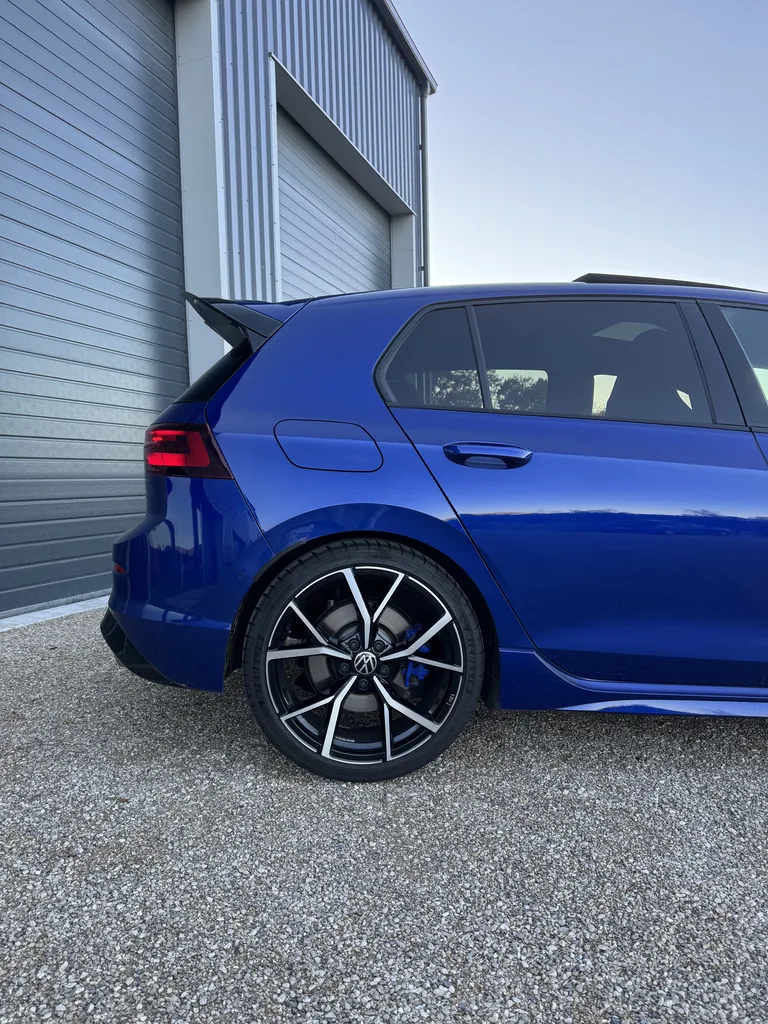 GOLF 8 R PERFORMANCE / DSG 7 / TOIT OUVRANT / DYNAUDIO / ACC/DCC / MILTEK