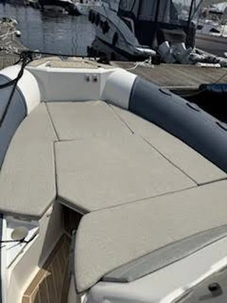 Capelli Tempest 800 d'occasion à Pornichet