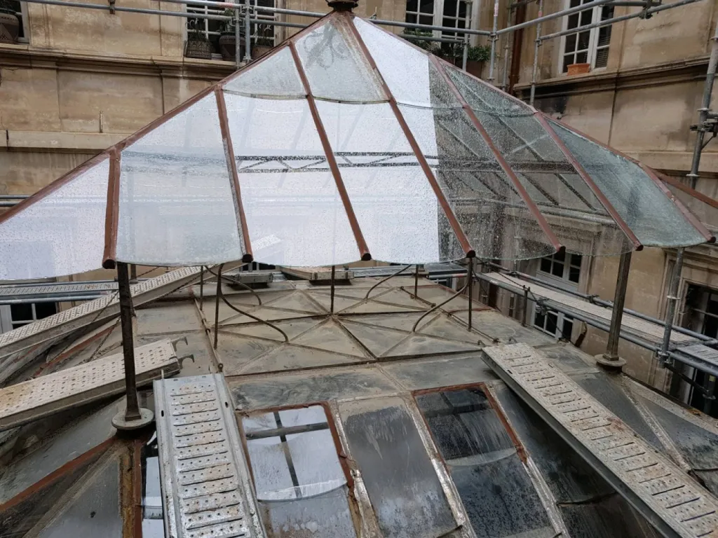 Rénovation d'une verrière du 18 -ème siècle à Avignon