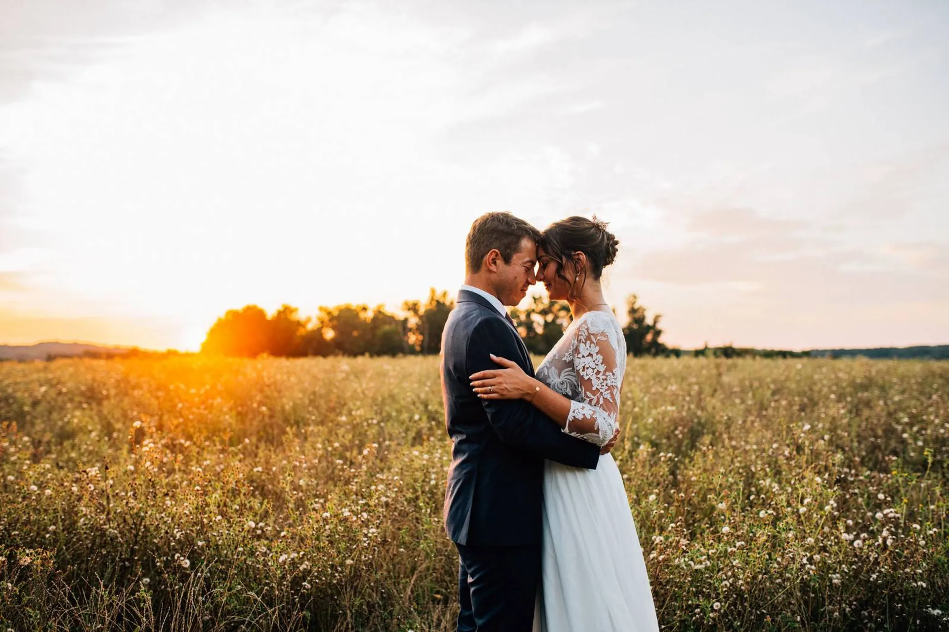 Les Mariages de Mademoiselle L Help ! Mon mec ne s'intéresse pas aux préparatifs de notre mariage, comment faire ? Les conseils de votre wedding planner sur le Bassin d'Arcachon et Bordeaux.