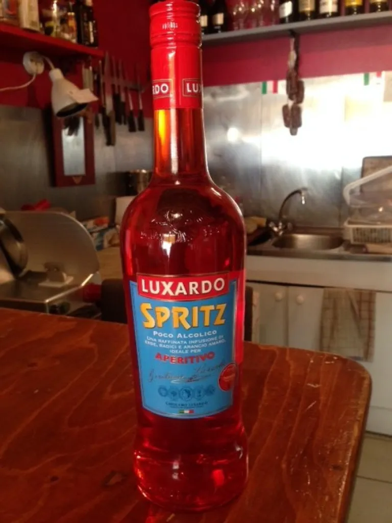 Spritz Luxardo pour cocktail avec Prosecco