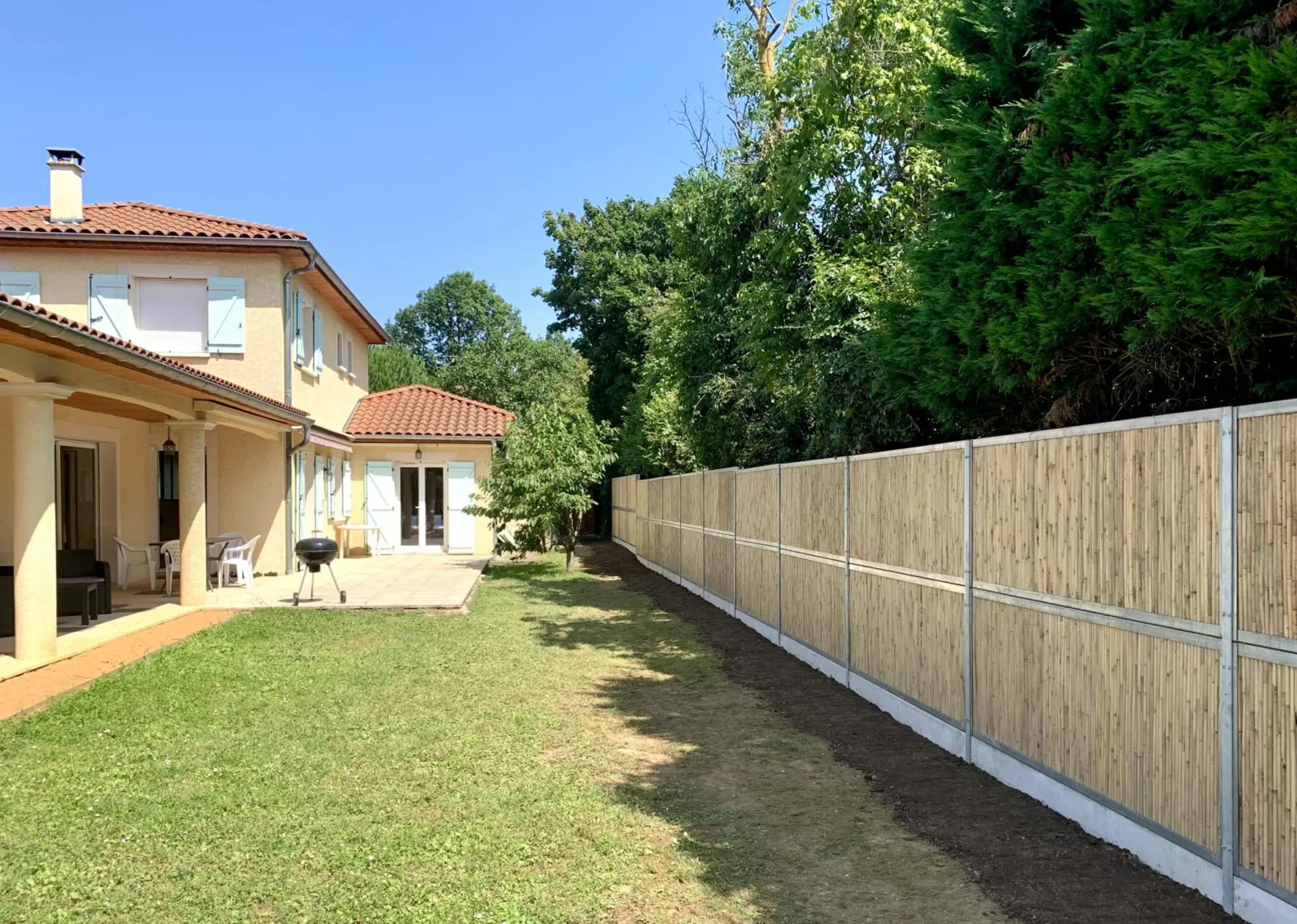 Ecran anti bruit pour insonoriser un jardin à Deauville 14