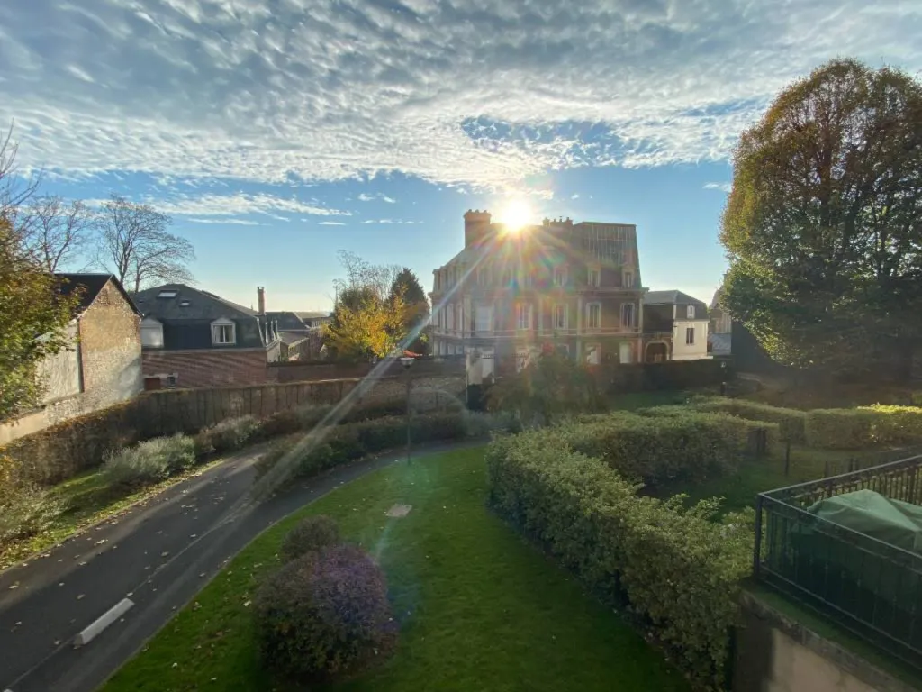 Appartement de type F3 bis de 87m²