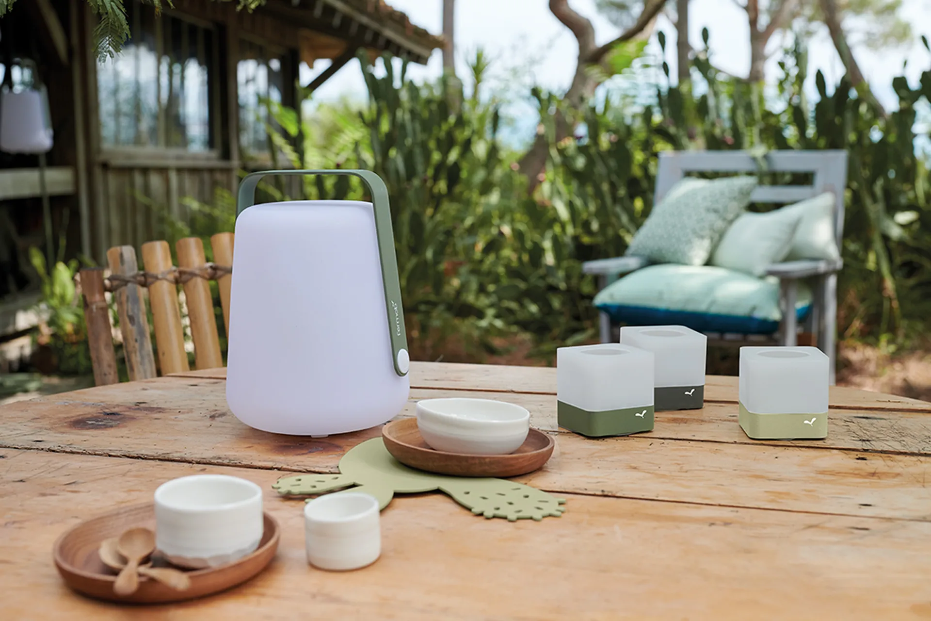 LUMINAIRES FERMOB : ILLUMINEZ VOS EXTERIEURS AVEC STYLE ET ÉLÉGANCE