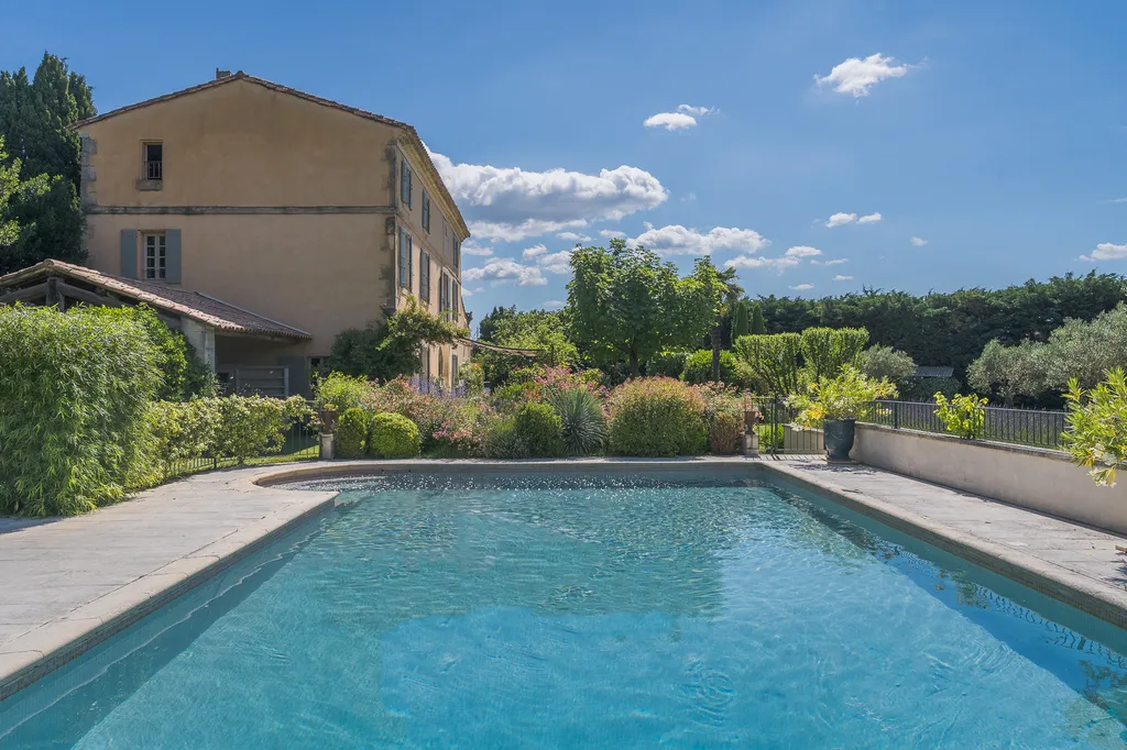 A vendre mas provençal proche saint remy-de-provence