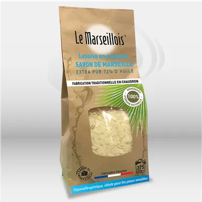 Lessive détachante naturelle sans allergène en copeaux Le Marseillois pour entretien du linge professionnel et domestique, idéale pour les peaux sensibles, offrant une solution écologique, efficace et économique pour le lavage quotidien des textiles – dis