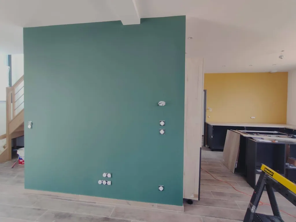 Coût peinture pour maison neuve en projection AIRLESS et couleur ARGILE à COIGNIERES près de Versailles