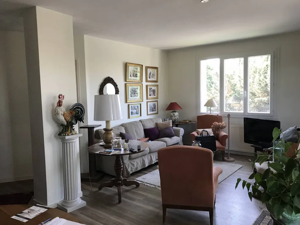 PHOTO AVANT: Rénovation de l'appartement à Tassin la Demi Lune