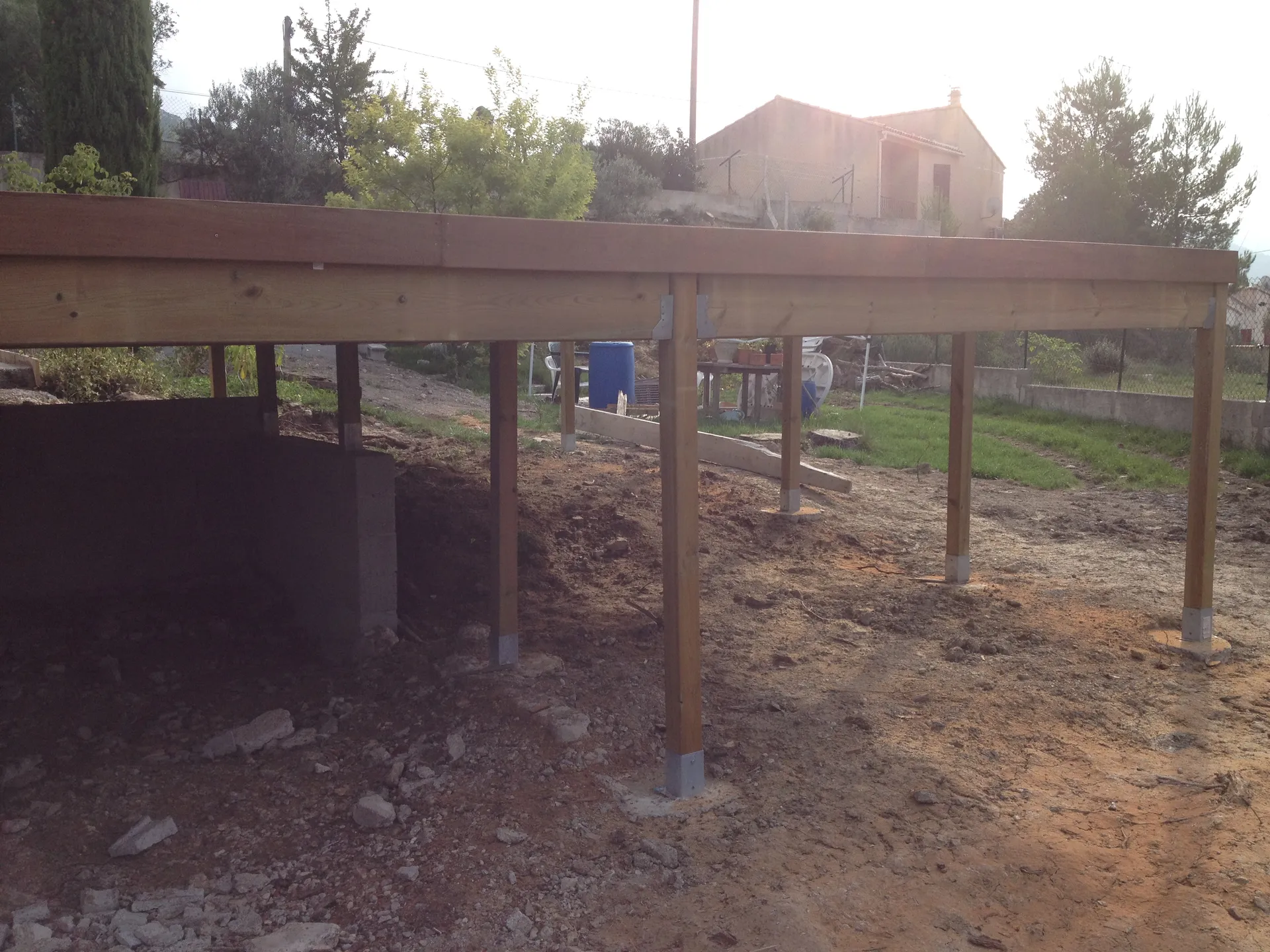 Terrasse sur pilier bois en Ipe à Rognac 13