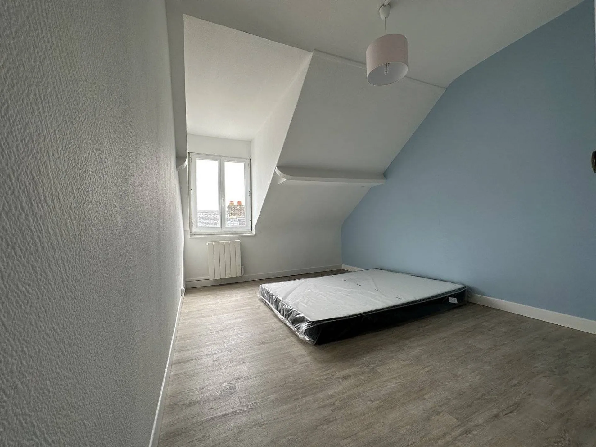 Vends au 3eme étage appartement récemment rénové