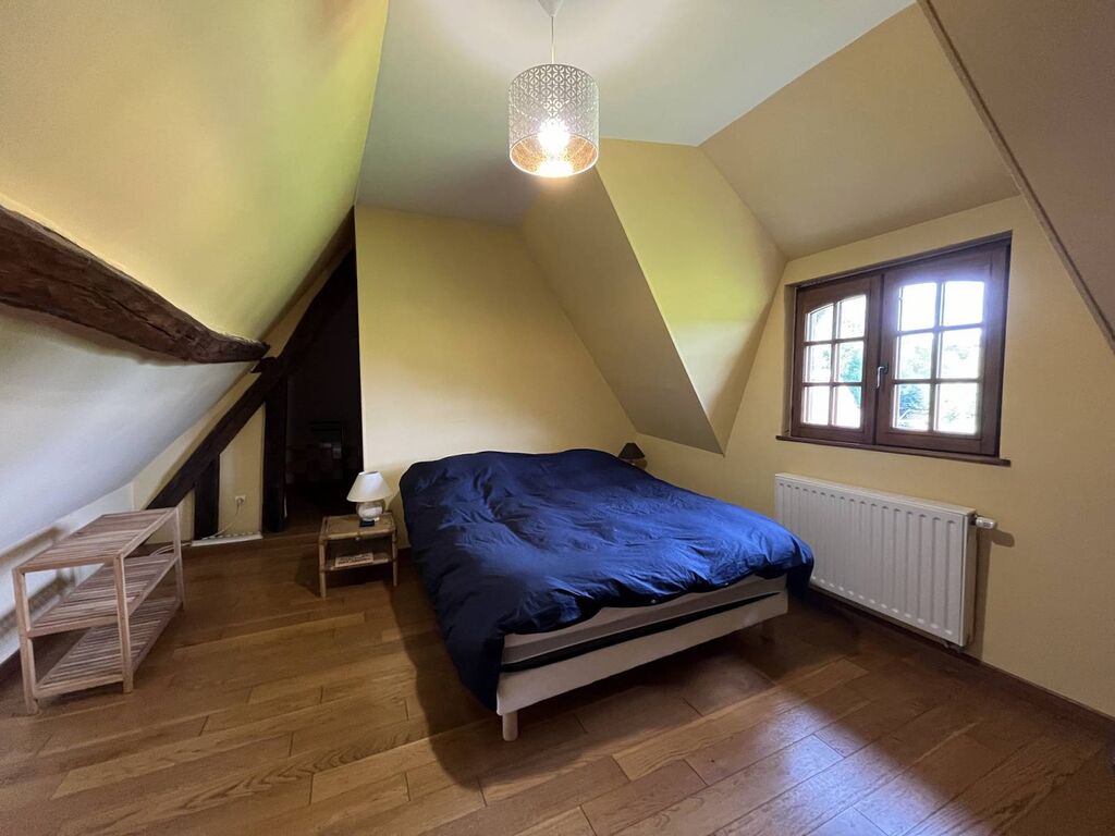 Chaumière à vendre située au calme sans vis-à-vis à Vatteville-la-Rue, avec 5723m² de terrain