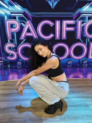 COURS DE DANSE AVEC LES TALONS HIGH HEELS MARSEILLE 13006 CASTELLANE