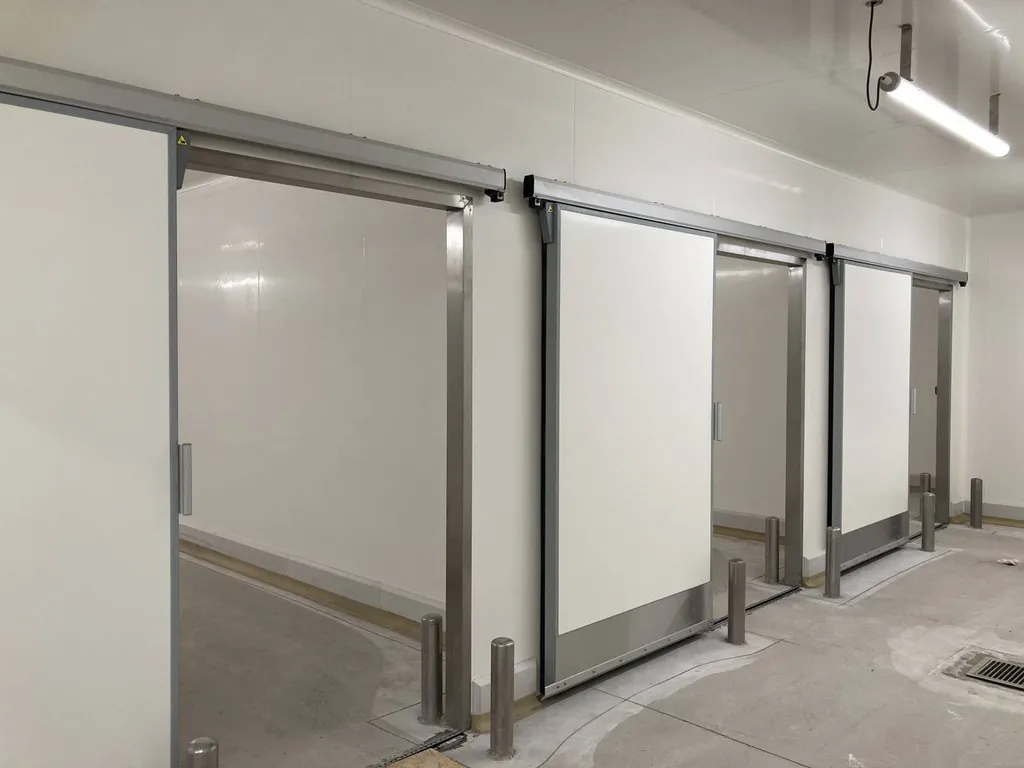 Entretien de l’isolation thermique d’une charcuterie industrielle proche de Paris 75.